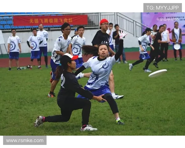 广州飞盘队的拼搏之路与极限运动嘉年华的精彩瞬间回顾