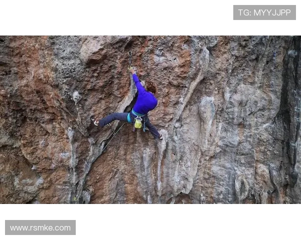 深圳攀岩队心理素质排名第五揭秘攀岩运动员的心理挑战与成长之路